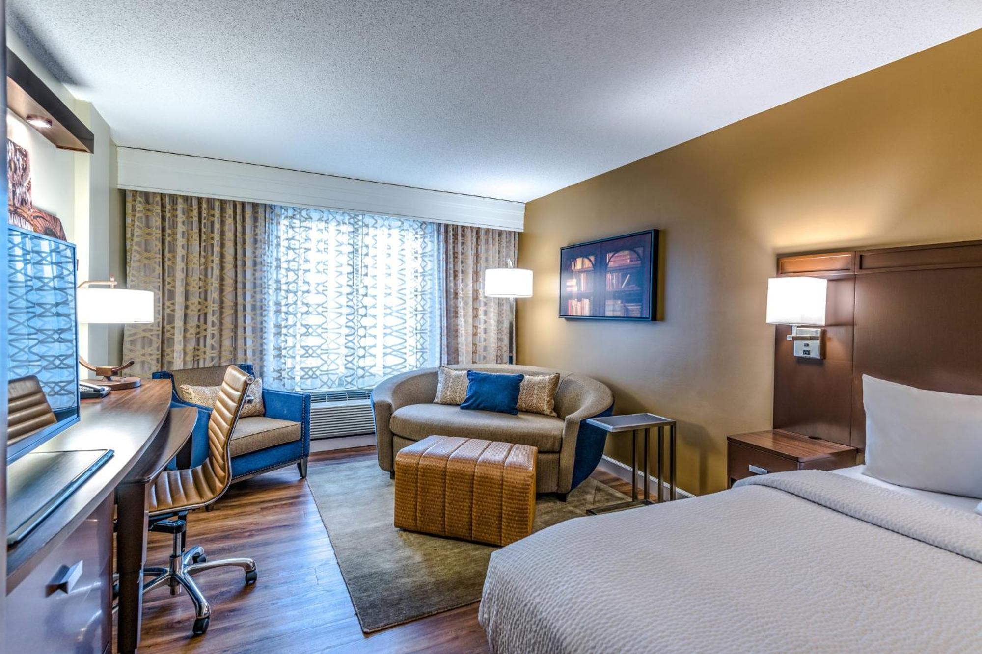 King Room with Sofa Bed and Balcony,1644408844:JPEG