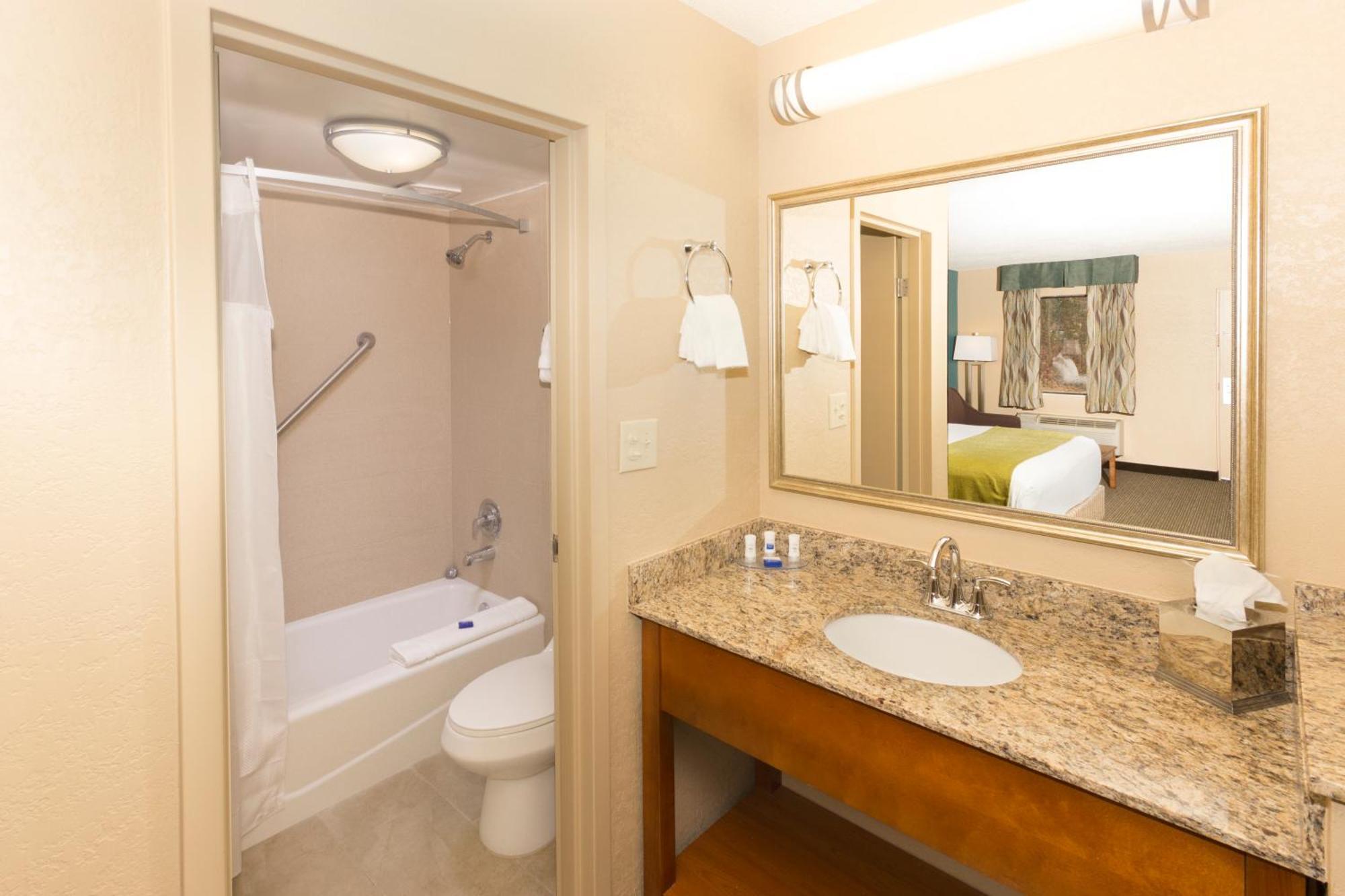 Double Room with Two Double Beds - Non-Smoking,1689826827:JPEG