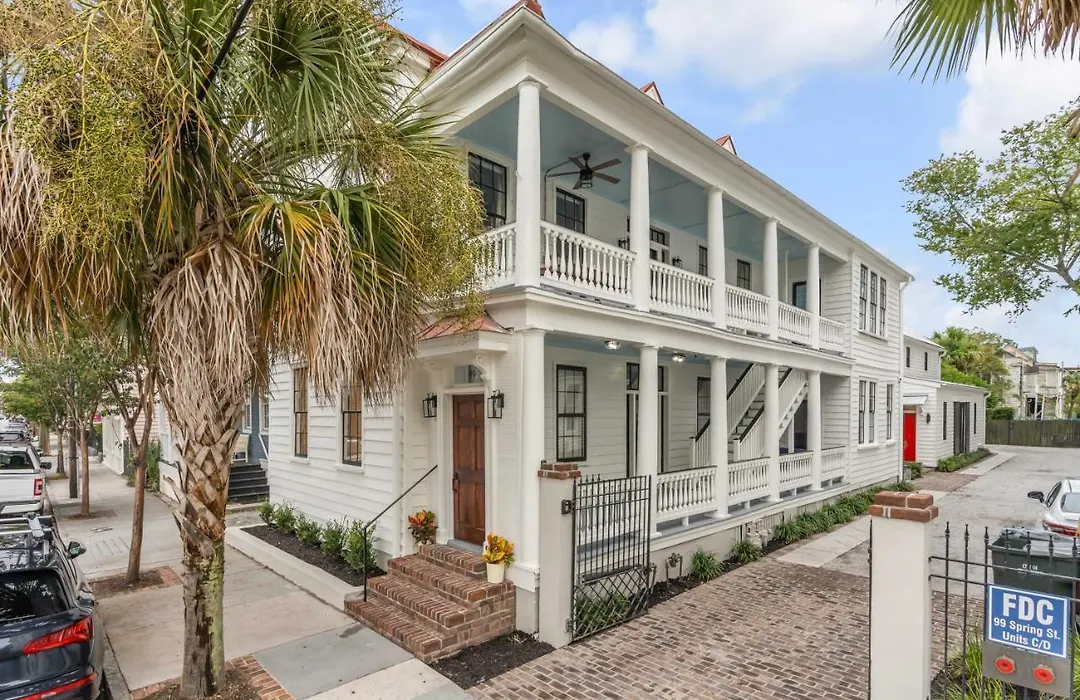The Palmetto House B- Walk To King Street-1