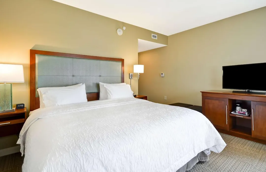Hampton Inn & Suites Charleston Airport-1