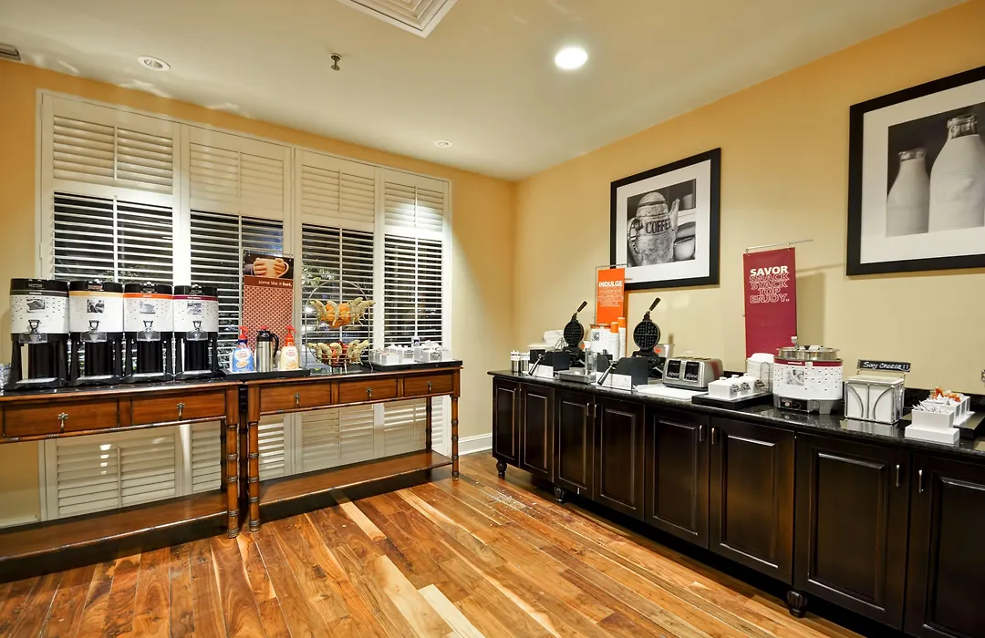 Hampton Inn & Suites North Charleston-University Boulevard-1