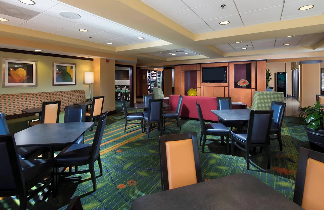 Fairfield Inn & Suites By Marriott Charleston Airport/Convention Center-1