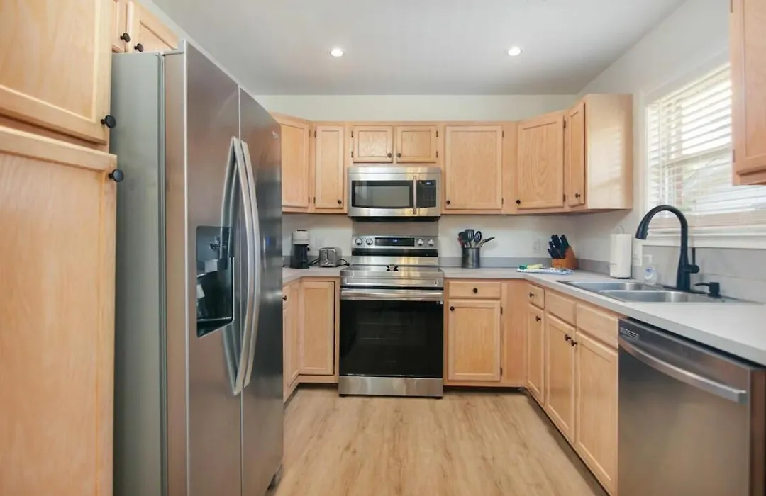 Charleston Oasis With Hot Tub, Mins To Dtwn-1