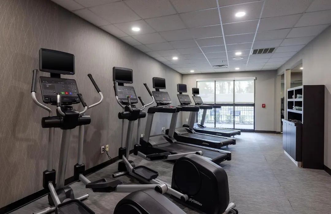 Courtyard By Marriott North Charleston Airport Coliseum-1