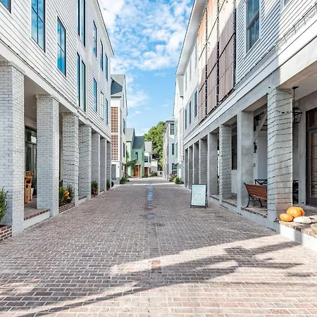 124-202 - The Palmetto Suite At Sanctuary Court-2