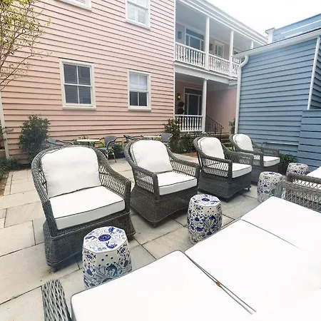 Guesthouse Charleston East 46 E-2