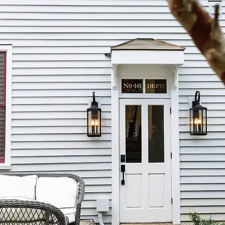 Guesthouse Charleston East 46 F-2