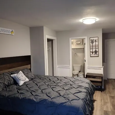 A Sweet Modern Apt Studio In Charleston Sc-3