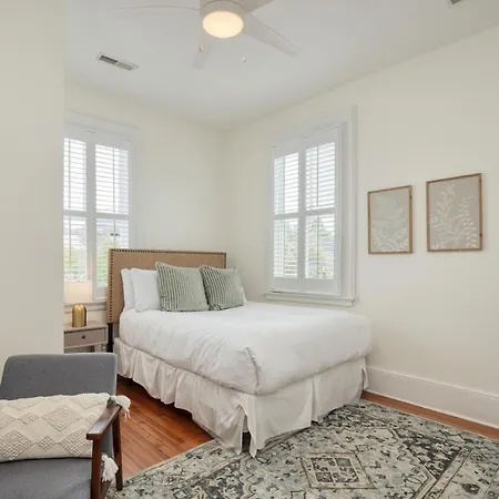 Pond By Avantstay 10Mins From French Quarter In The Iconic City Of Charleston W Balcony-2