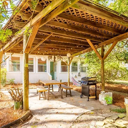 Hip Island House-3