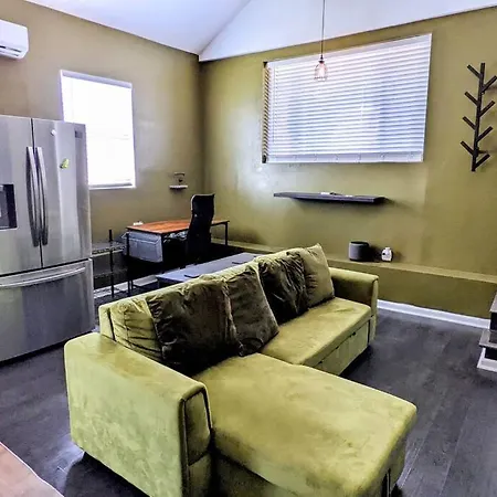 Farmhouse For 6 In Charleston Black House-3