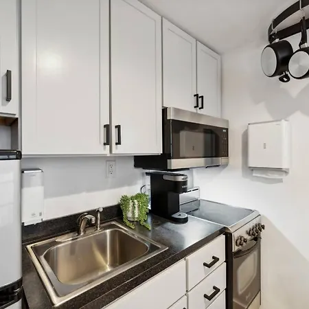 Exclusive Open Loft In Downtown Charleston-3