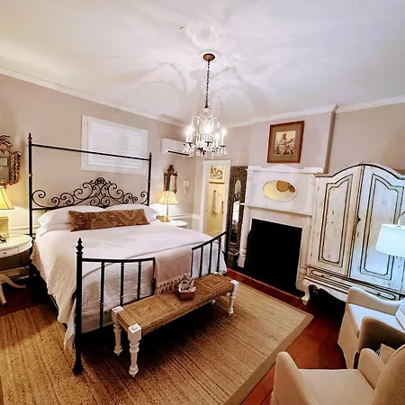 Bijou Boutique Inn-3