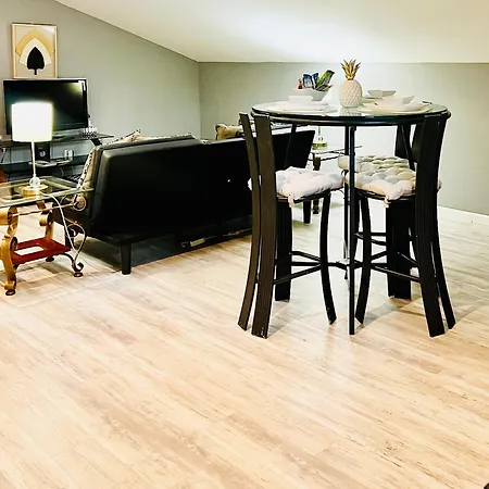 Loft Guest Suite 1 Bedroom-2