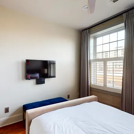 563 King Apartments-2