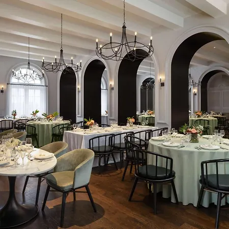 Mills House Charleston, Curio Collection By Hilton-2