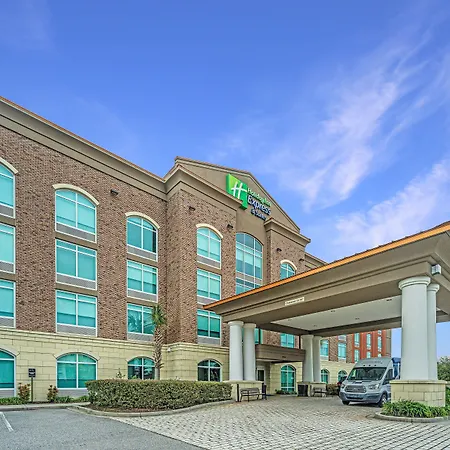 Holiday Inn Express & Suites Charleston Arpt-Conv Ctr Area By Ihg-3