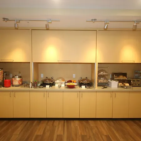 Towneplace Suites By Marriott Charleston-North Charleston-2